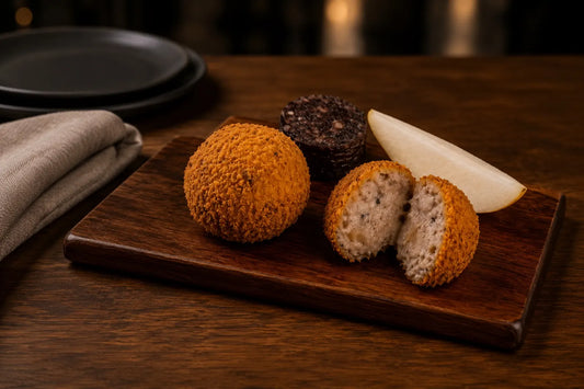 Croqueta morcilla y pera