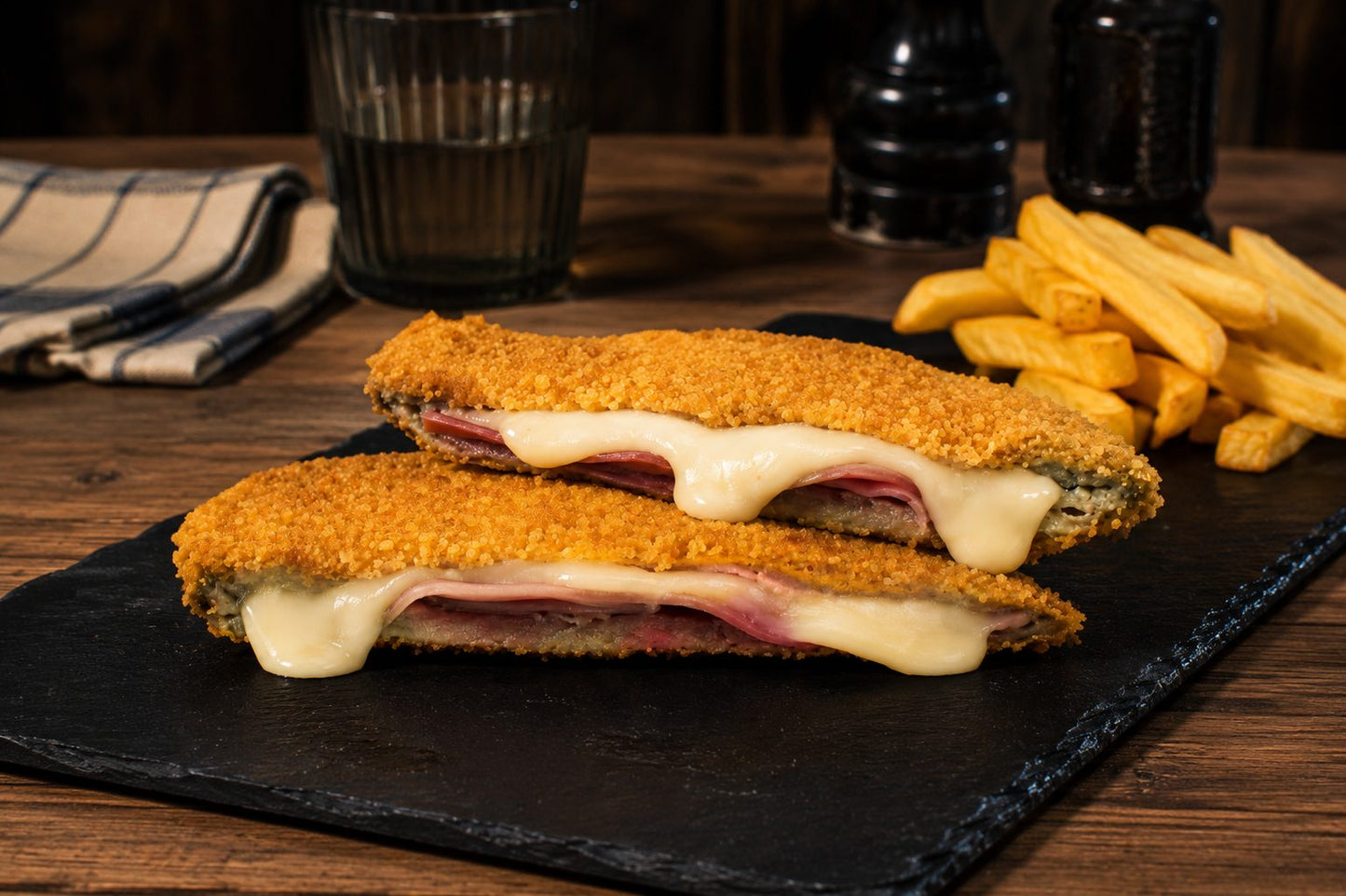 Cachopo ternera, jamón y queso